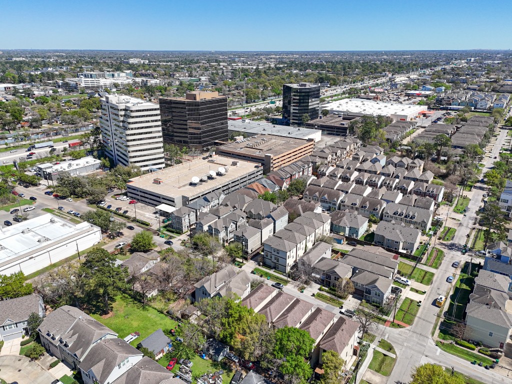 2601 Bevis Street, Unit E Houston, TX 77008 - Photo 42 of 47