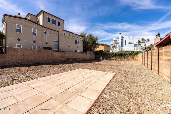 $995,000 | 0 Winthrop Lane, Ventura, CA 93001