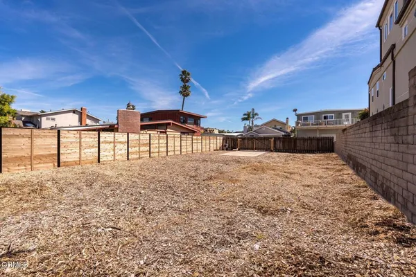 $995,000 | 0 Winthrop Lane, Ventura, CA 93001