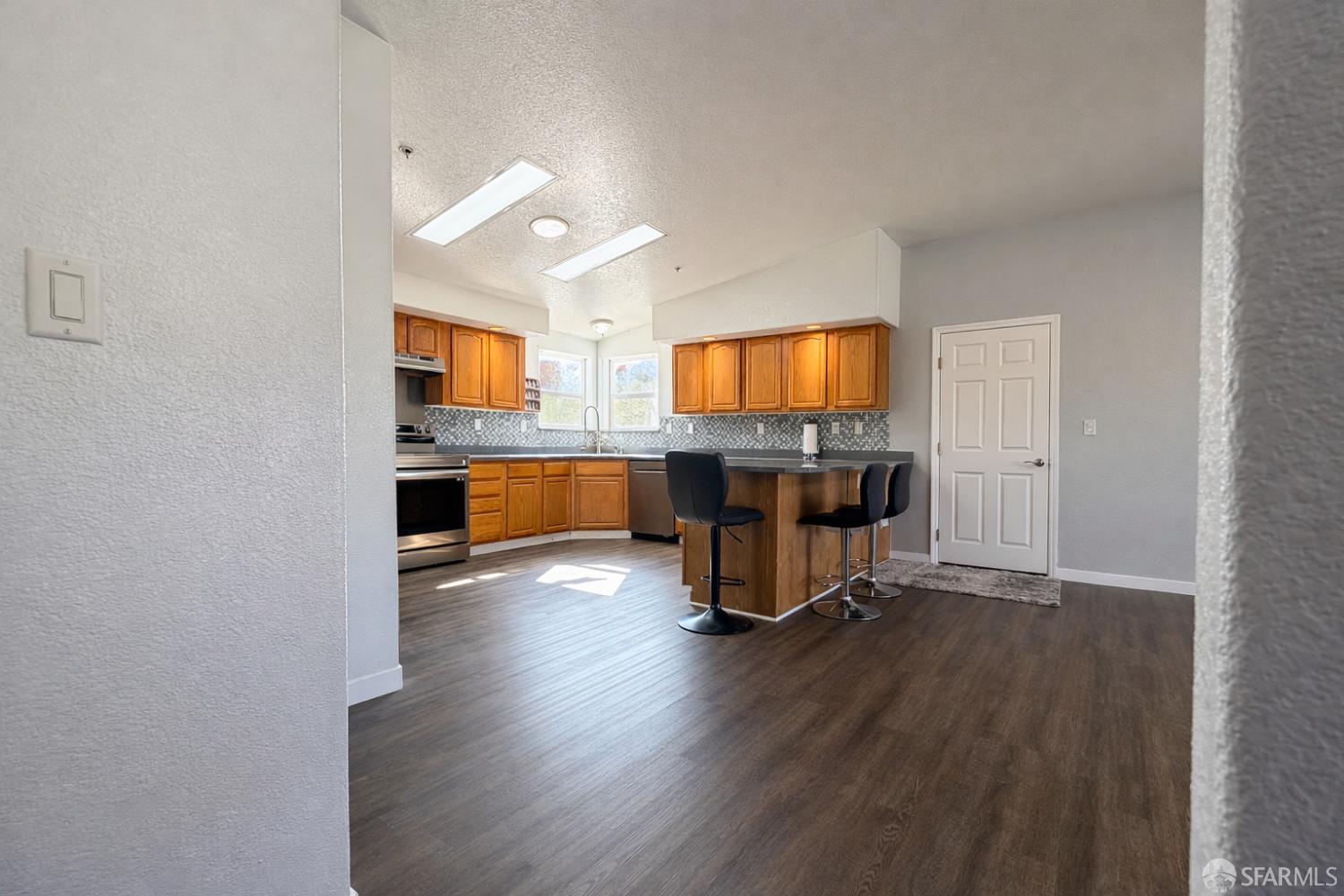 64 Struve Road Moss Landing, CA 95039 - Photo 15 of 88