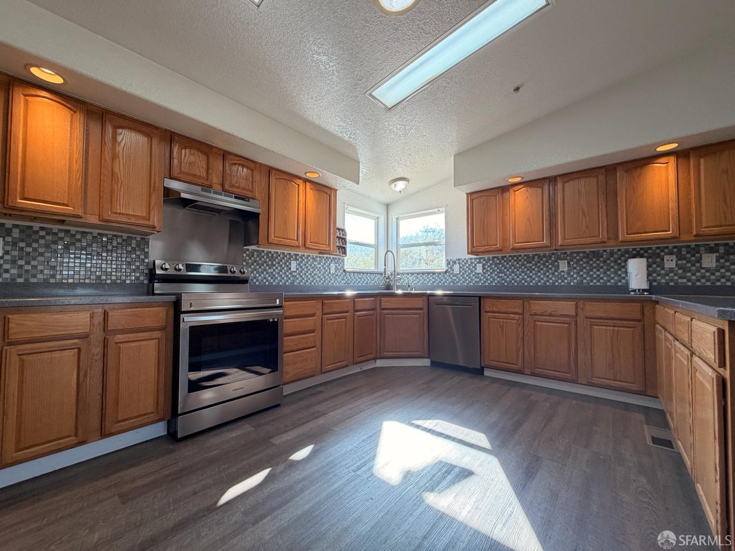 64 Struve Road Moss Landing, CA 95039 - Photo 18 of 88