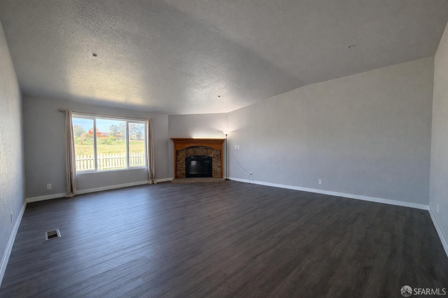 64 Struve Road Moss Landing, CA 95039 - Photo 9 of 88