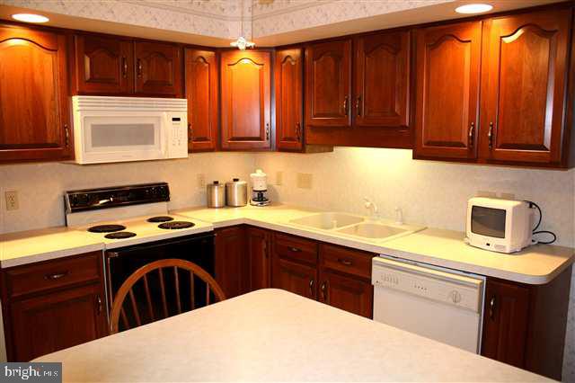 4514 Coventry Road Harrisburg, PA 17109 - Photo 5 of 21 Gallery Image 5