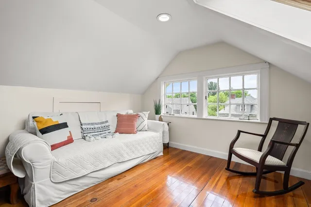 $1,285,000 | 11 Windermere Park, Arlington, MA 02476