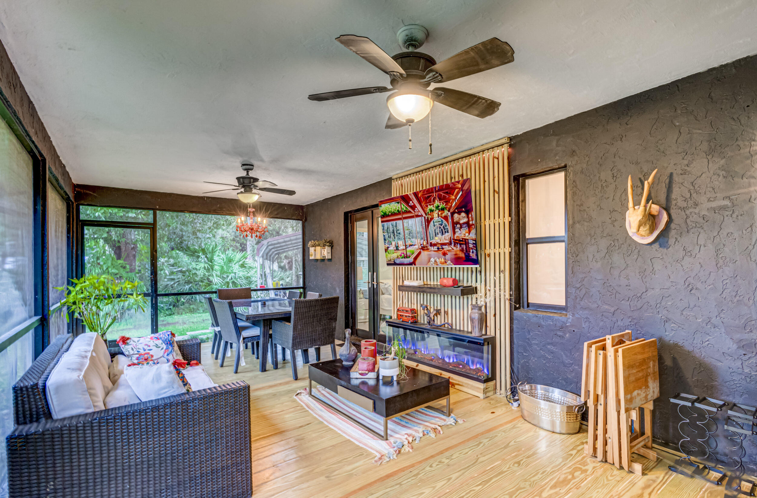 13578 Edith Road Loxahatchee Groves, FL 33470 - Photo 27 of 69 26 Patio 03