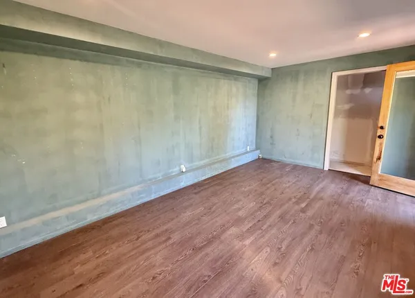 $5,500 | 1915 Apex Avenue, Unit 1/2, Los Angeles, CA 90039