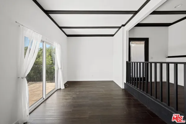 $5,500 | 1915 Apex Avenue, Unit 1/2, Los Angeles, CA 90039