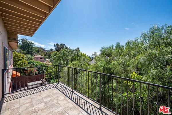 $5,500 | 1915 Apex Avenue, Unit 1/2, Los Angeles, CA 90039