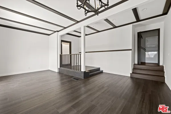 $5,500 | 1915 Apex Avenue, Unit 1/2, Los Angeles, CA 90039