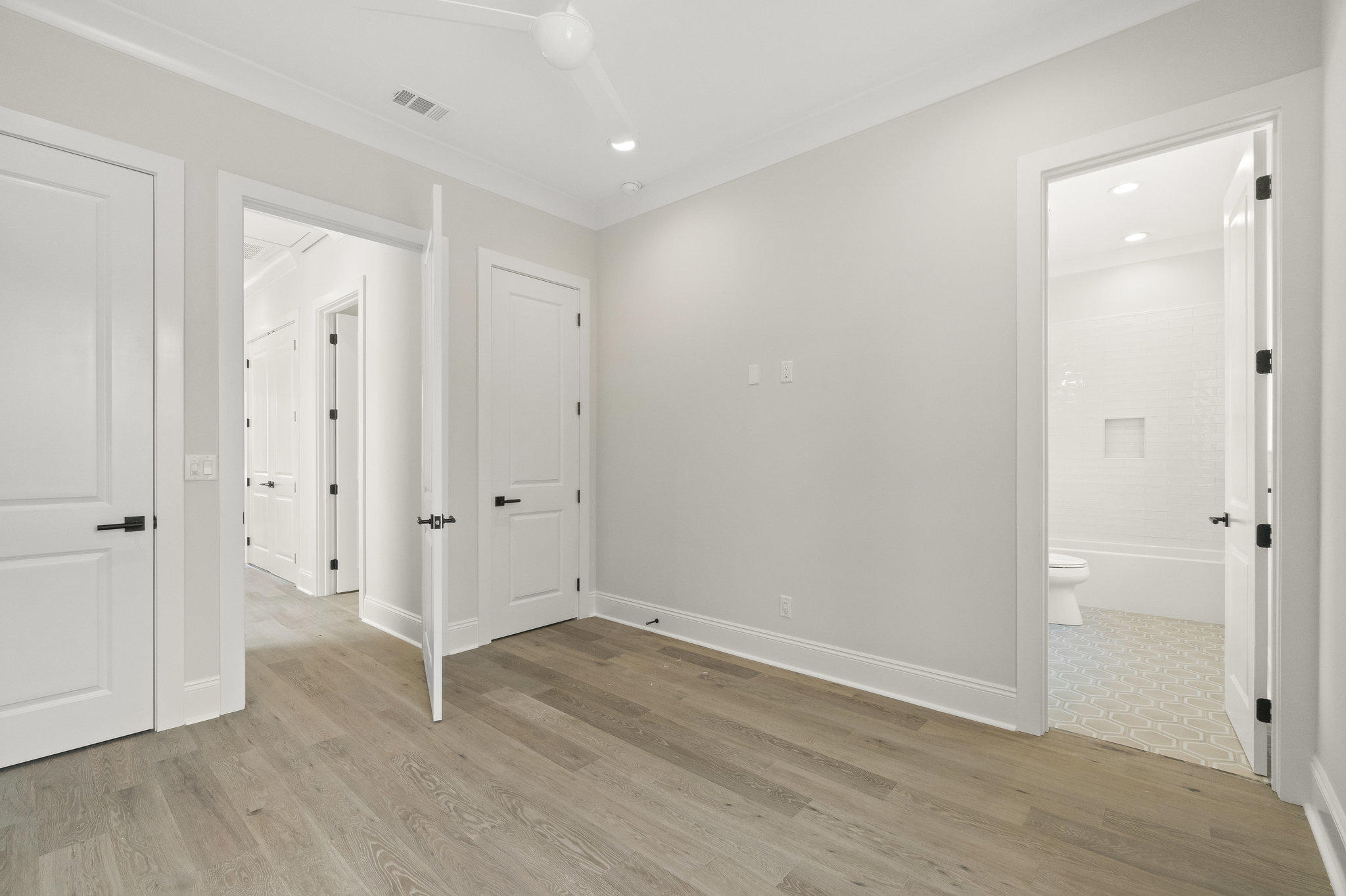25 Sunset Key Inlet Beach, FL 32461 - Photo 28 of 32 a view of an empty room