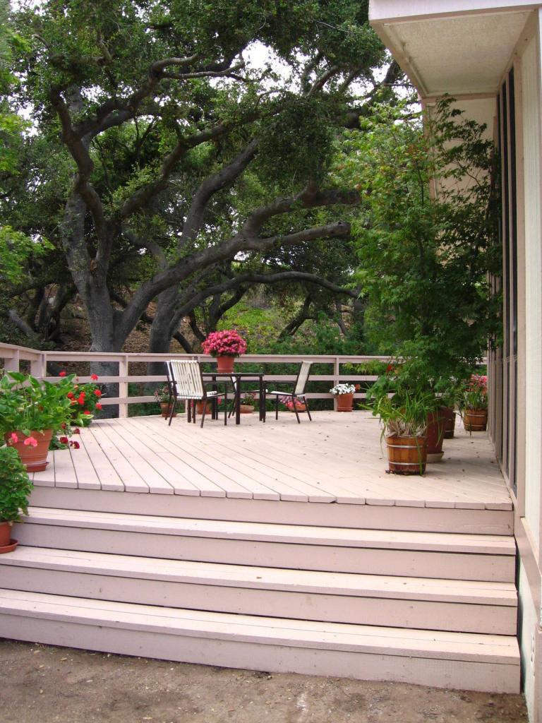 340 Old Mill Road, Unit 181 Santa Barbara, CA 93110 - Photo 13 of 20 a view of backyard with wheel chair potted plants and large tree
