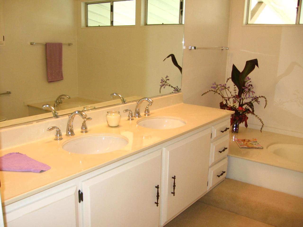 340 Old Mill Road, Unit 181 Santa Barbara, CA 93110 - Photo 8 of 20 a bathroom with a sink and a mirror