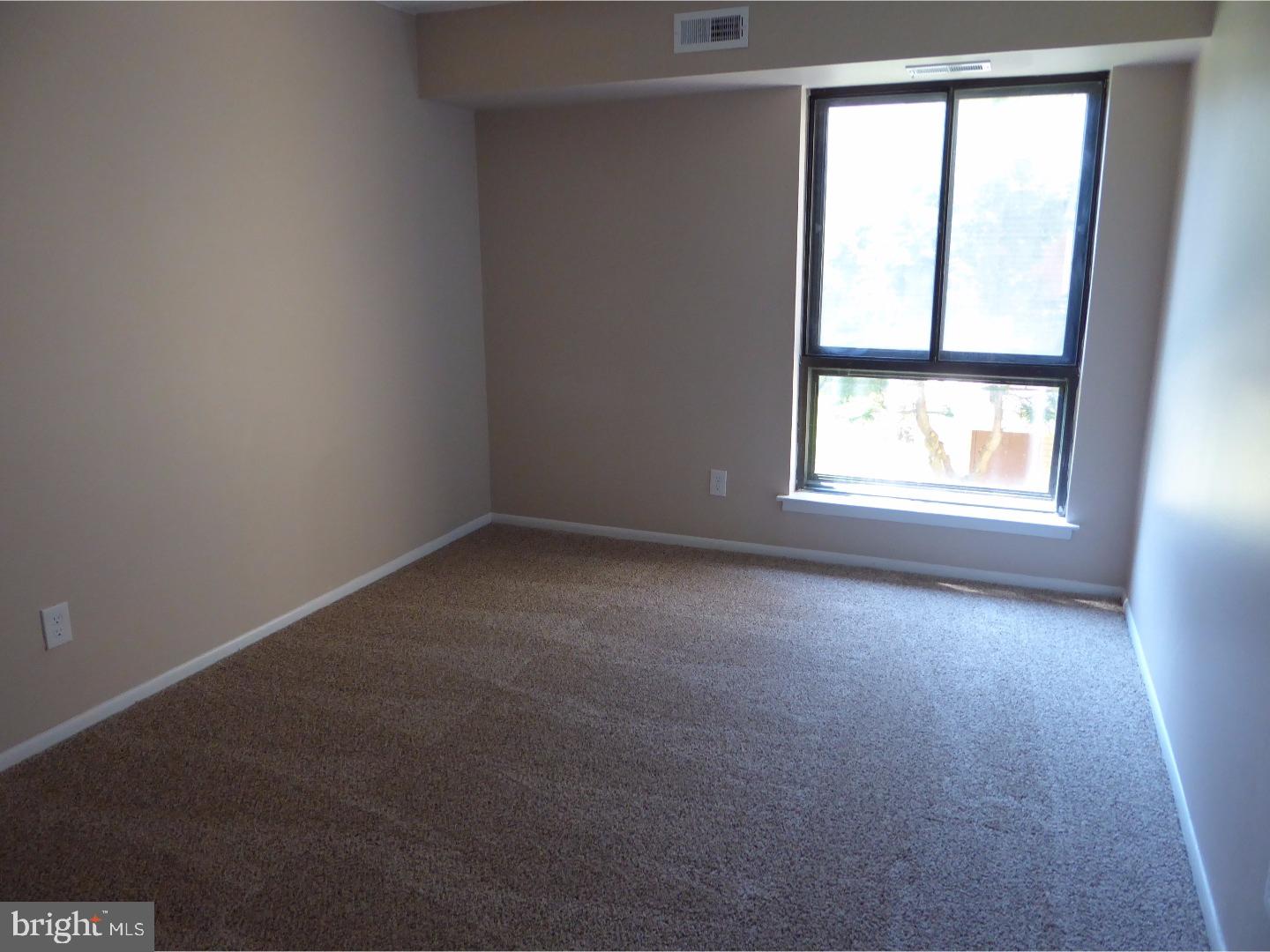 8920 Krewstown Road, Unit 212 Philadelphia, PA 19115 - Photo 10 of 23 Gallery Image 10