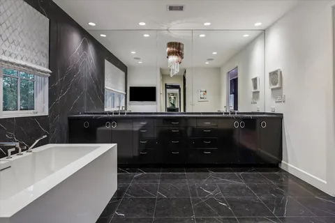 $5,095,000 | 3706 Tangley Street, Houston, TX 77005