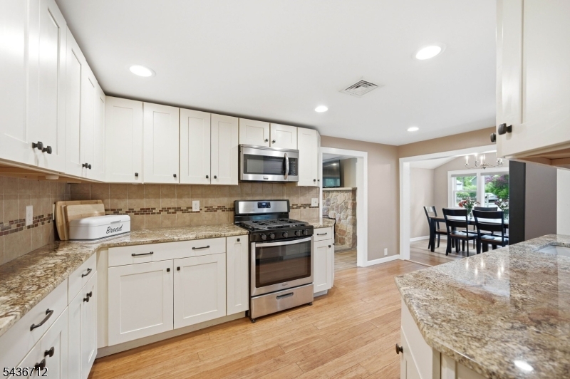 13 Highview Trail Wharton, NJ 07885 - Photo 7 of 26