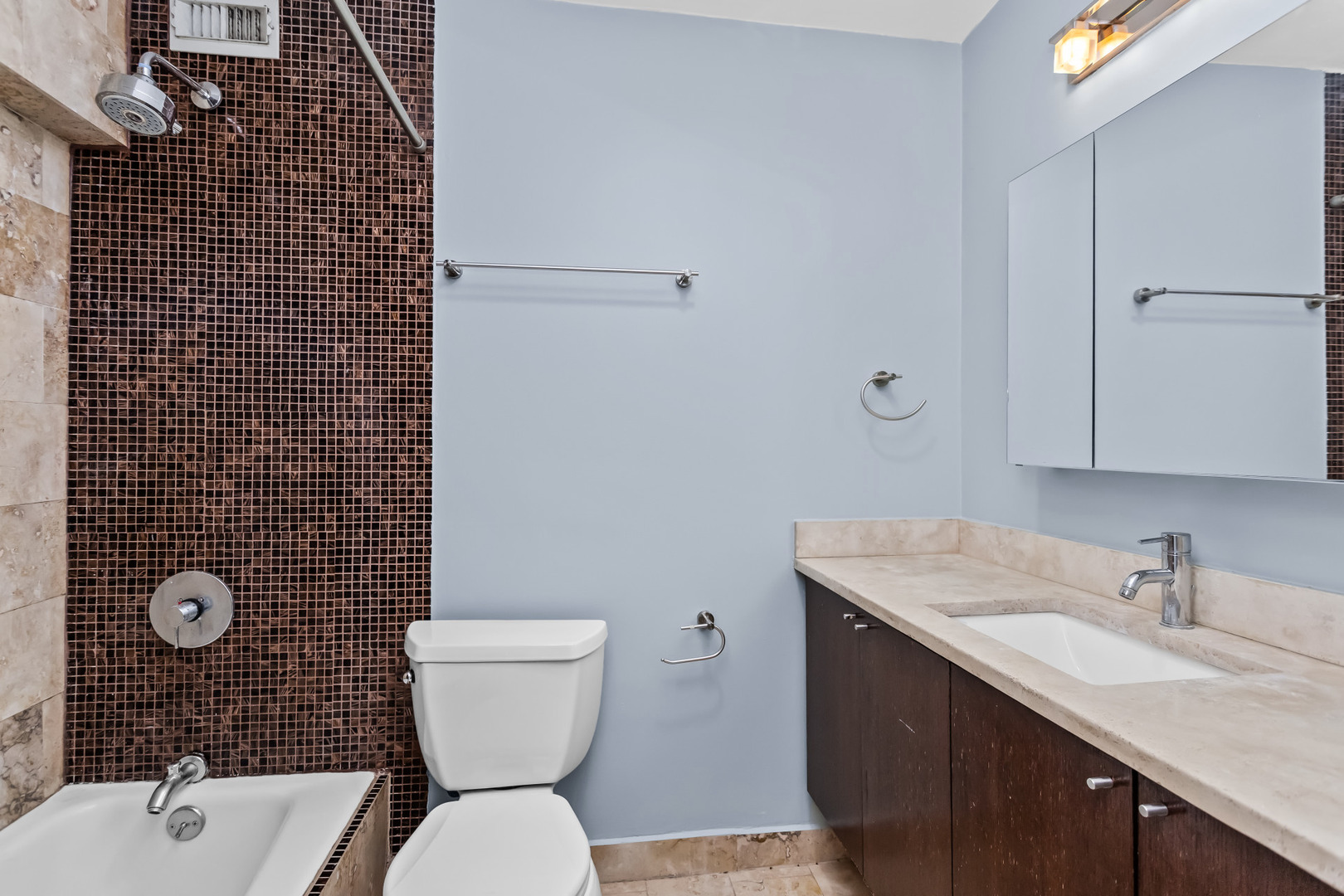 5445 North Sheridan Road, Unit 3501 Chicago, IL 60640 - Photo 16 of 29