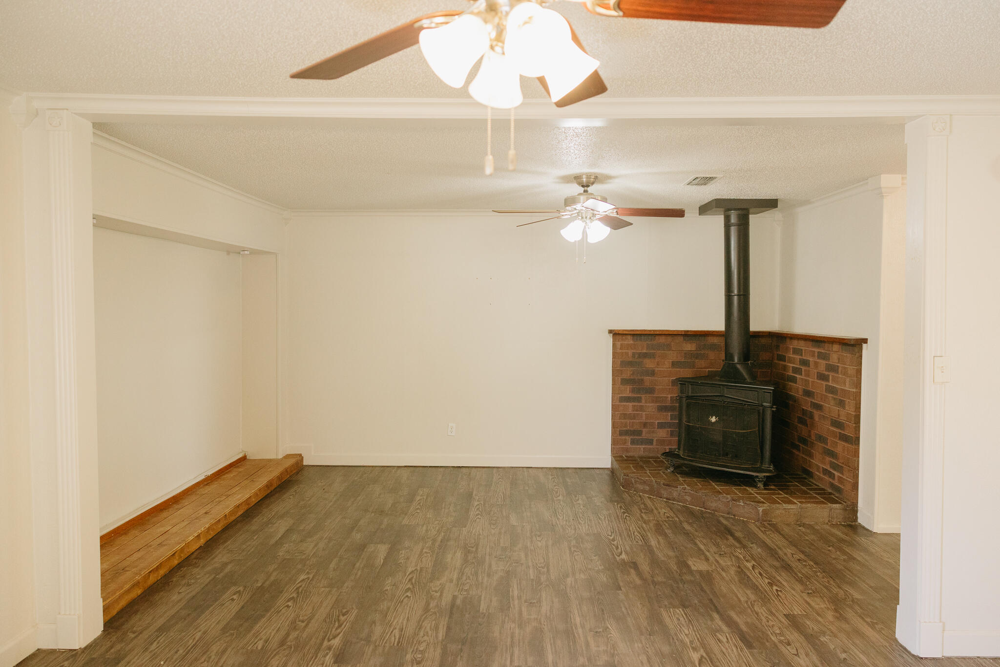 4412 45th Street Lubbock, TX 79414 - Photo 8 of 28 IMG_4396