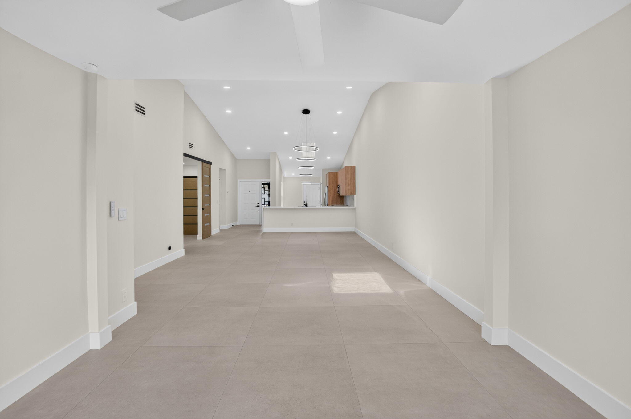 8306 Summersong Terrace Boca Raton, FL 33496 - Photo 25 of 51 a view of a hallway