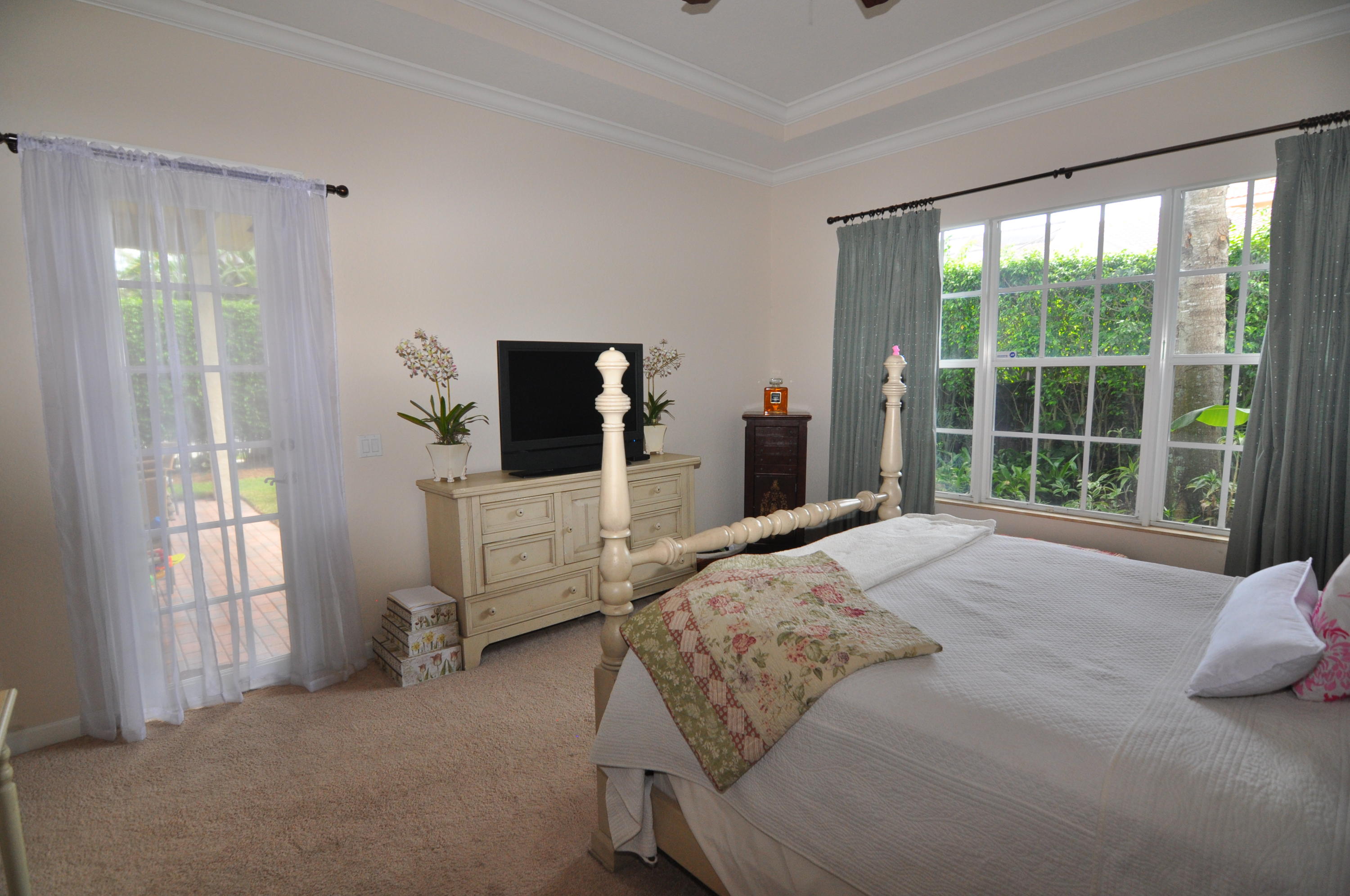 191 Via Veracruz Jupiter, FL 33458 - Photo 11 of 25 MASTER BEDROOM