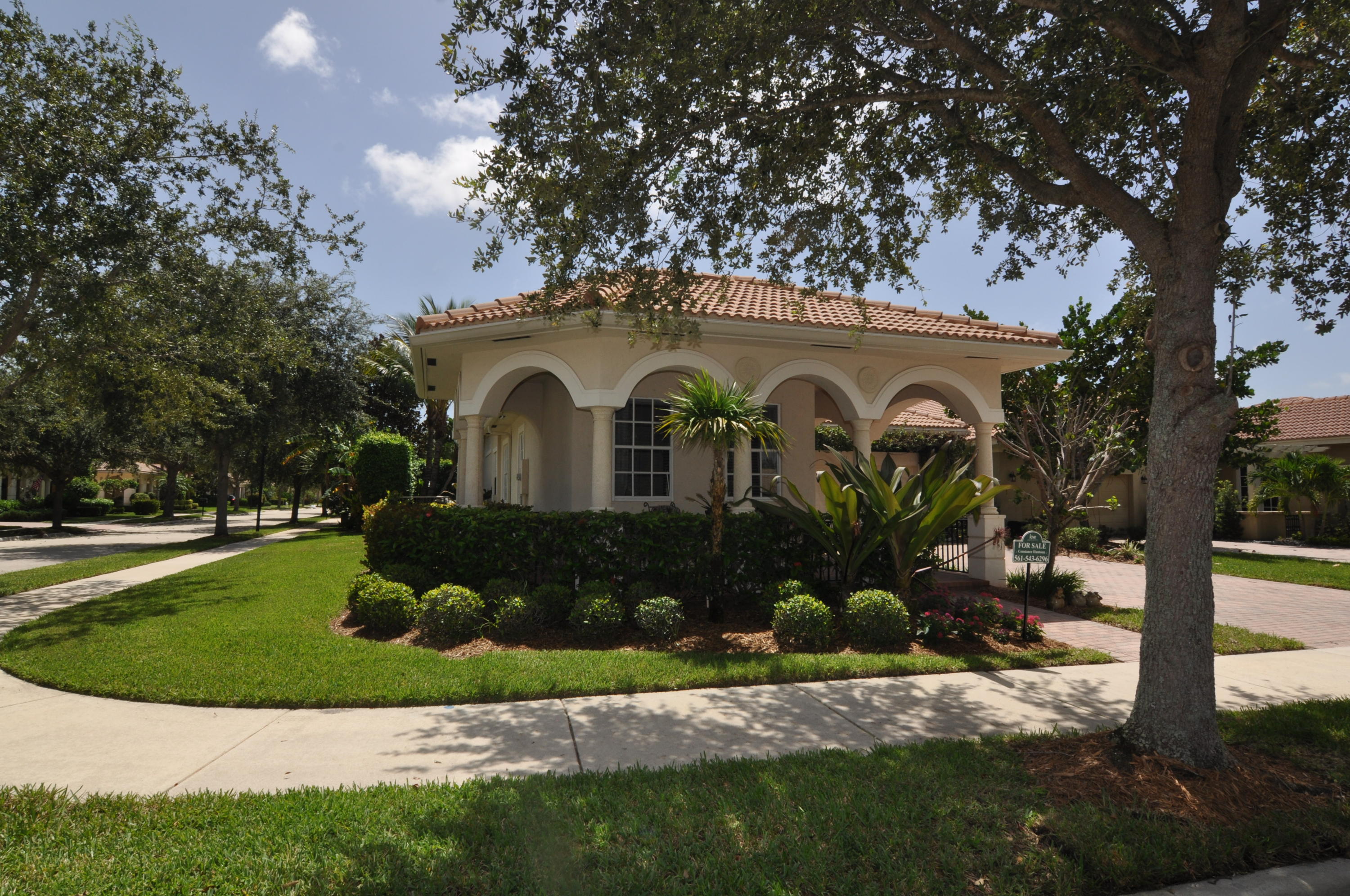 191 Via Veracruz Jupiter, FL 33458 - Photo 2 of 25 CORNER LOT