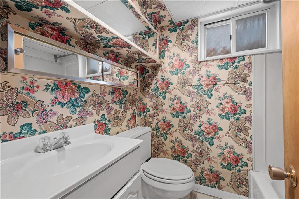 4004 Kleber Street Pittsburgh, PA 15212 - Photo 26 of 35 a bathroom with a sink toilet and shower