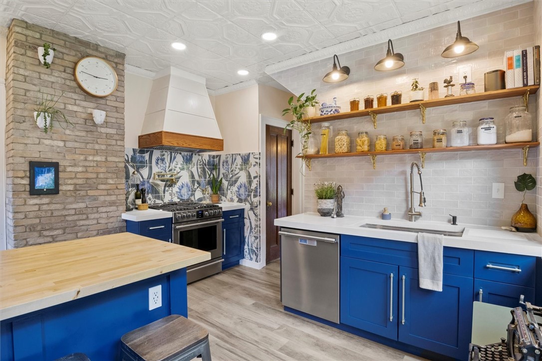 1315 Culver Road Rochester, NY 14609 - Photo 13 of 45