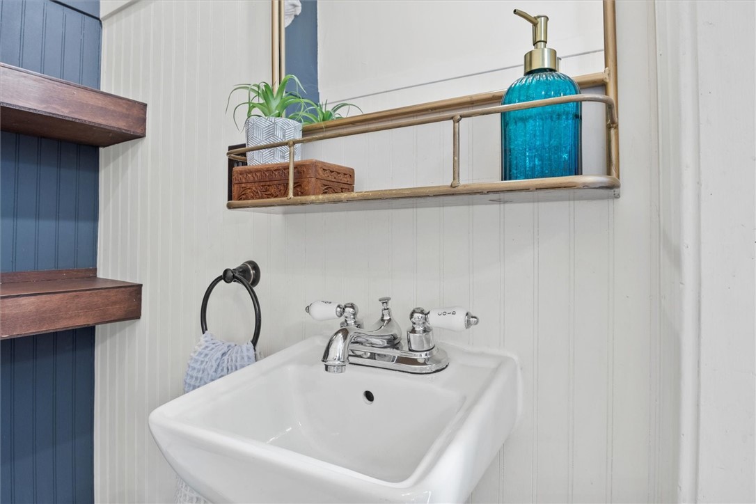 1315 Culver Road Rochester, NY 14609 - Photo 20 of 45