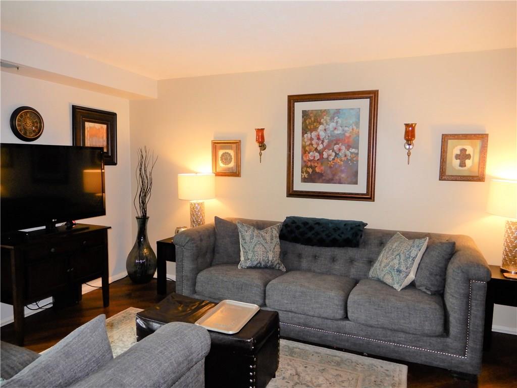 2463 Brook Ledge Road Bridgeville, PA 15017 - Photo 4 of 15 Living Room