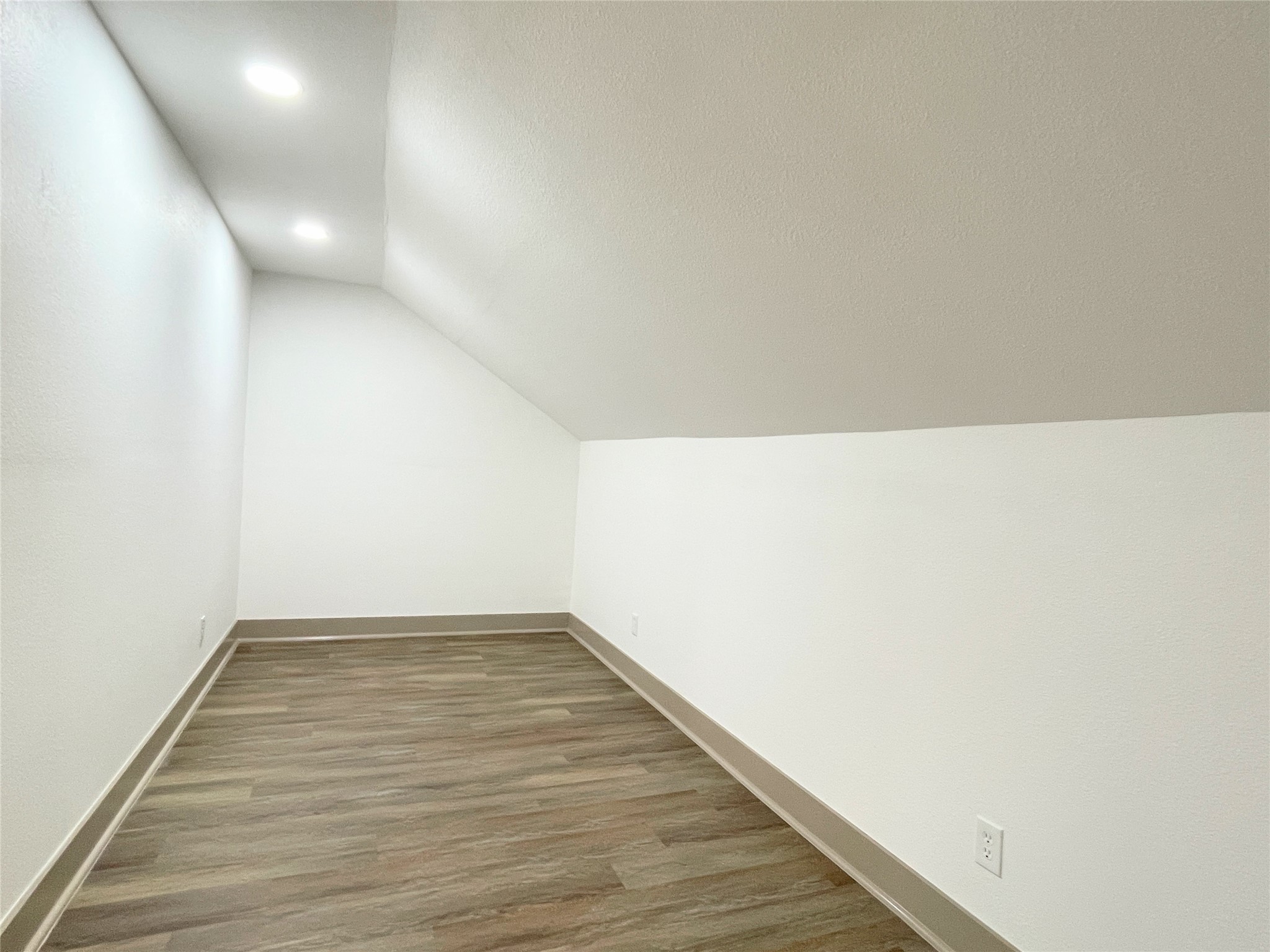 210 Crescent Drive Trinity, TX 75862 - Photo 25 of 33 Flex space upstairs