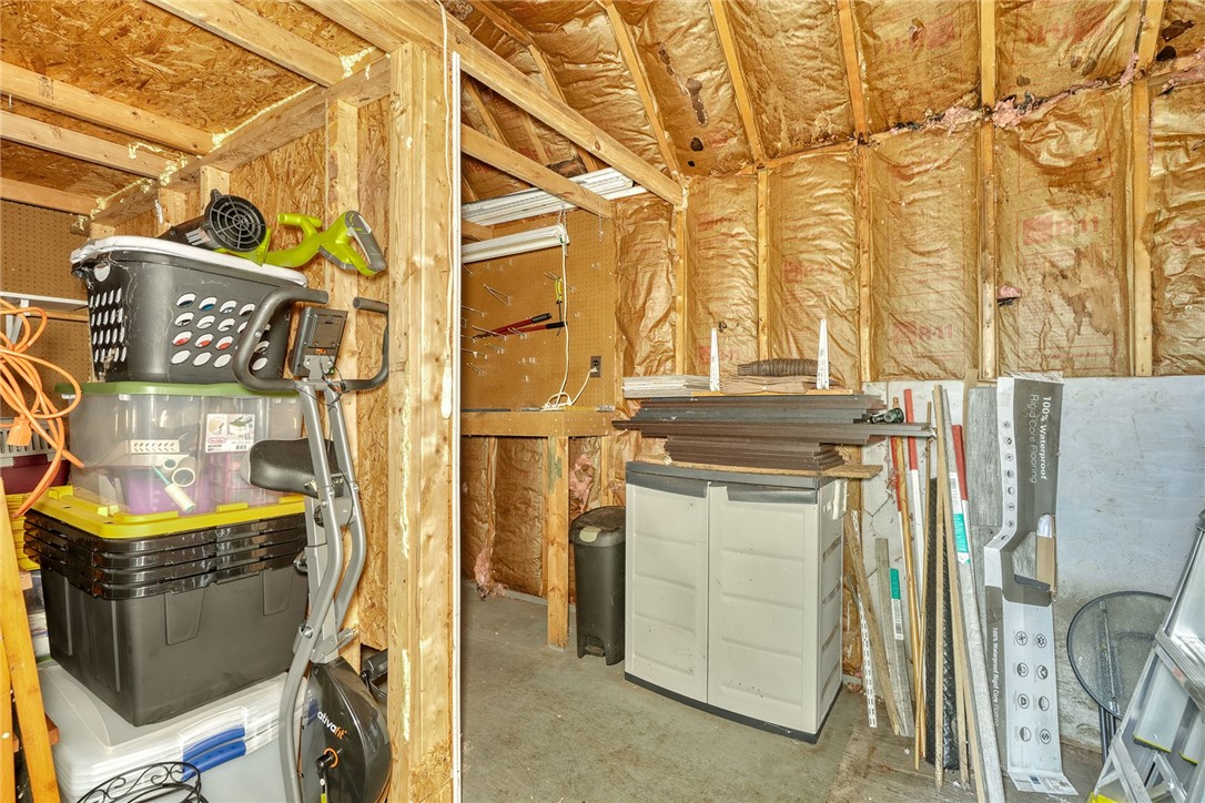 165 Penhurst Road Brighton, NY 14610 - Photo 20 of 26 Hobby Shop/Shed - Insulated and Electric Installed