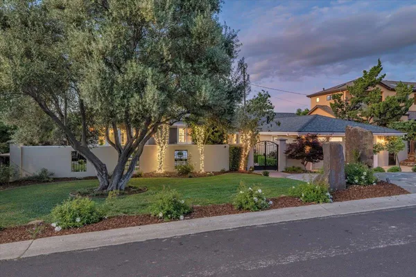 $4,199,000 | 285 Marchmont Drive, Los Gatos, CA 95032