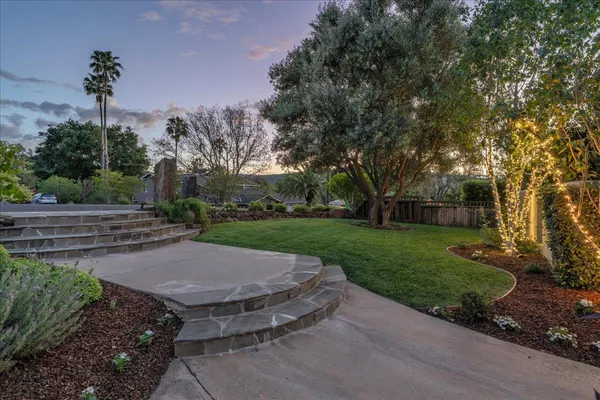 $4,199,000 | 285 Marchmont Drive, Los Gatos, CA 95032
