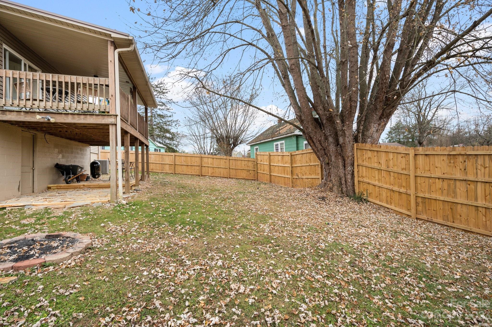 27 Stuart Street Canton, NC 28716 - Photo 25 of 28 Gallery Image 25