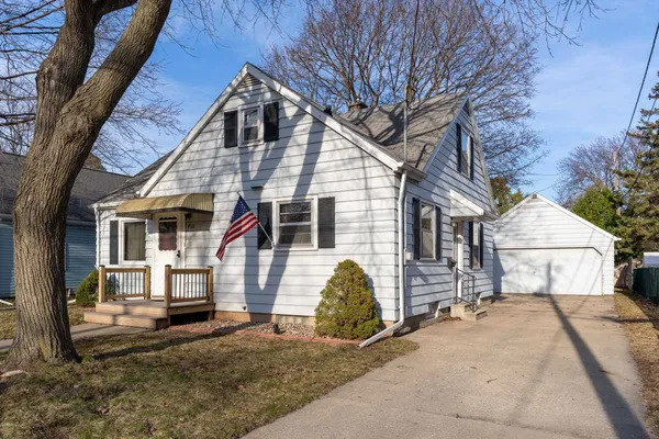 $246,000 | 418 North Outagamie Street, Appleton, WI 54914