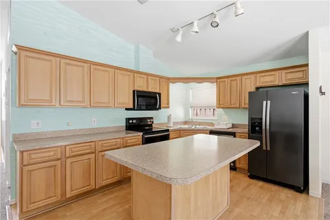 $545,000 | 212 14th Place, Vero Beach, FL 32960