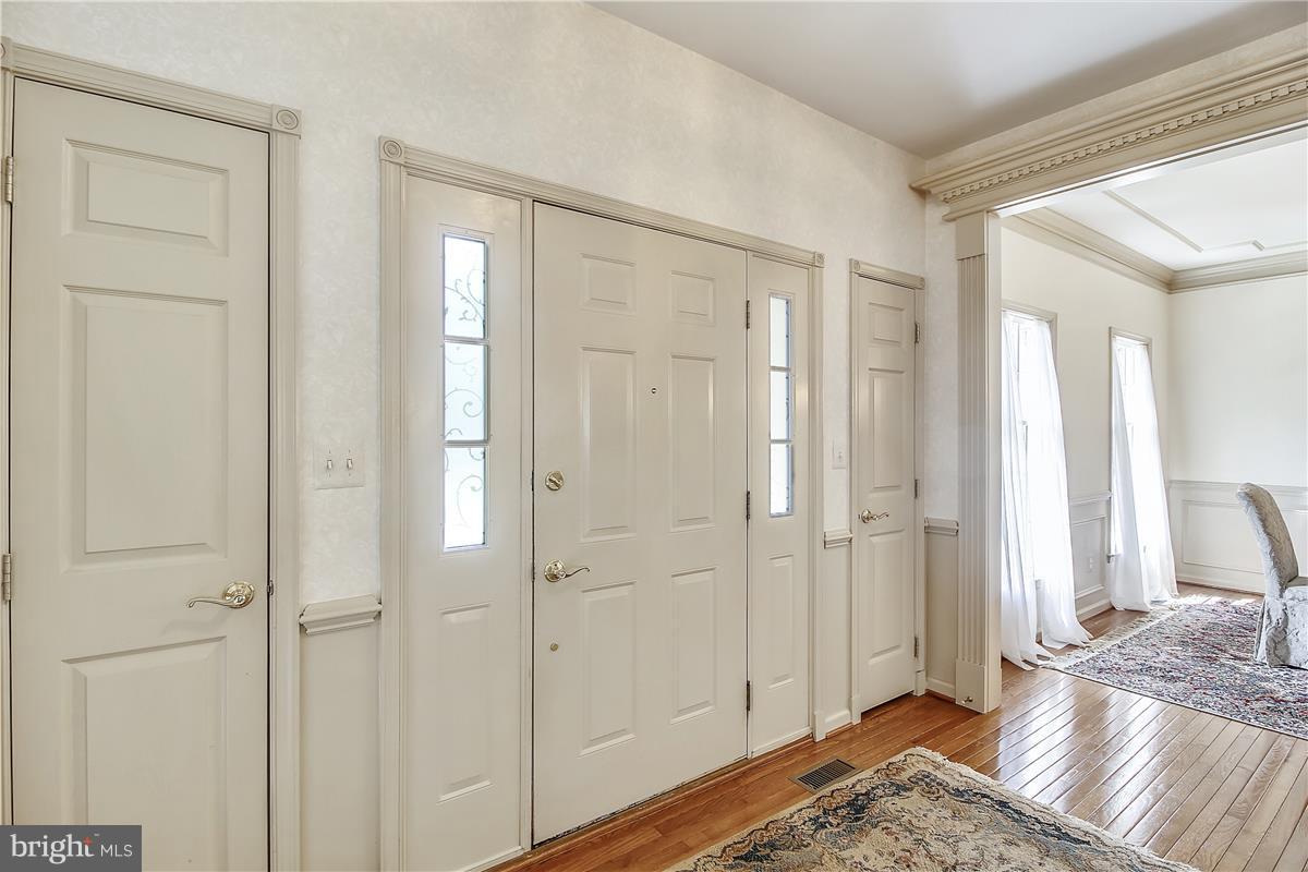8006 Boulder Ridge Way Gaithersburg, MD 20882 - Photo 3 of 30 Entry door with two closets