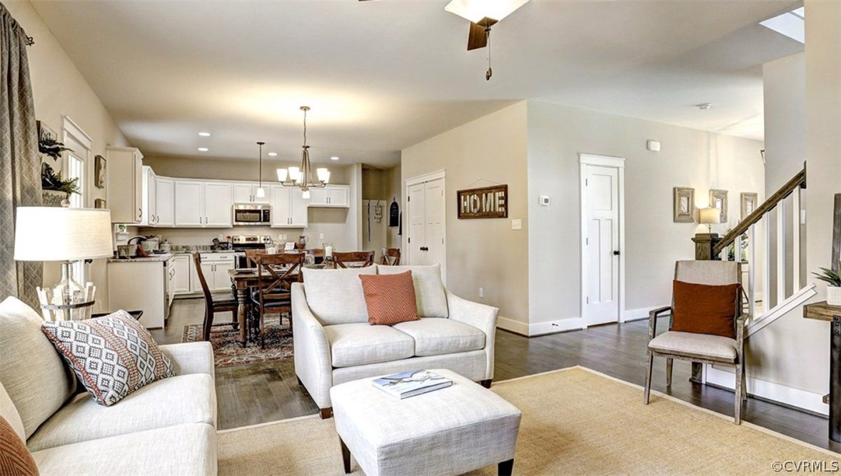 1490 Dispatch Station Road Quinton, VA 23141 - Photo 11 of 32 Great Room