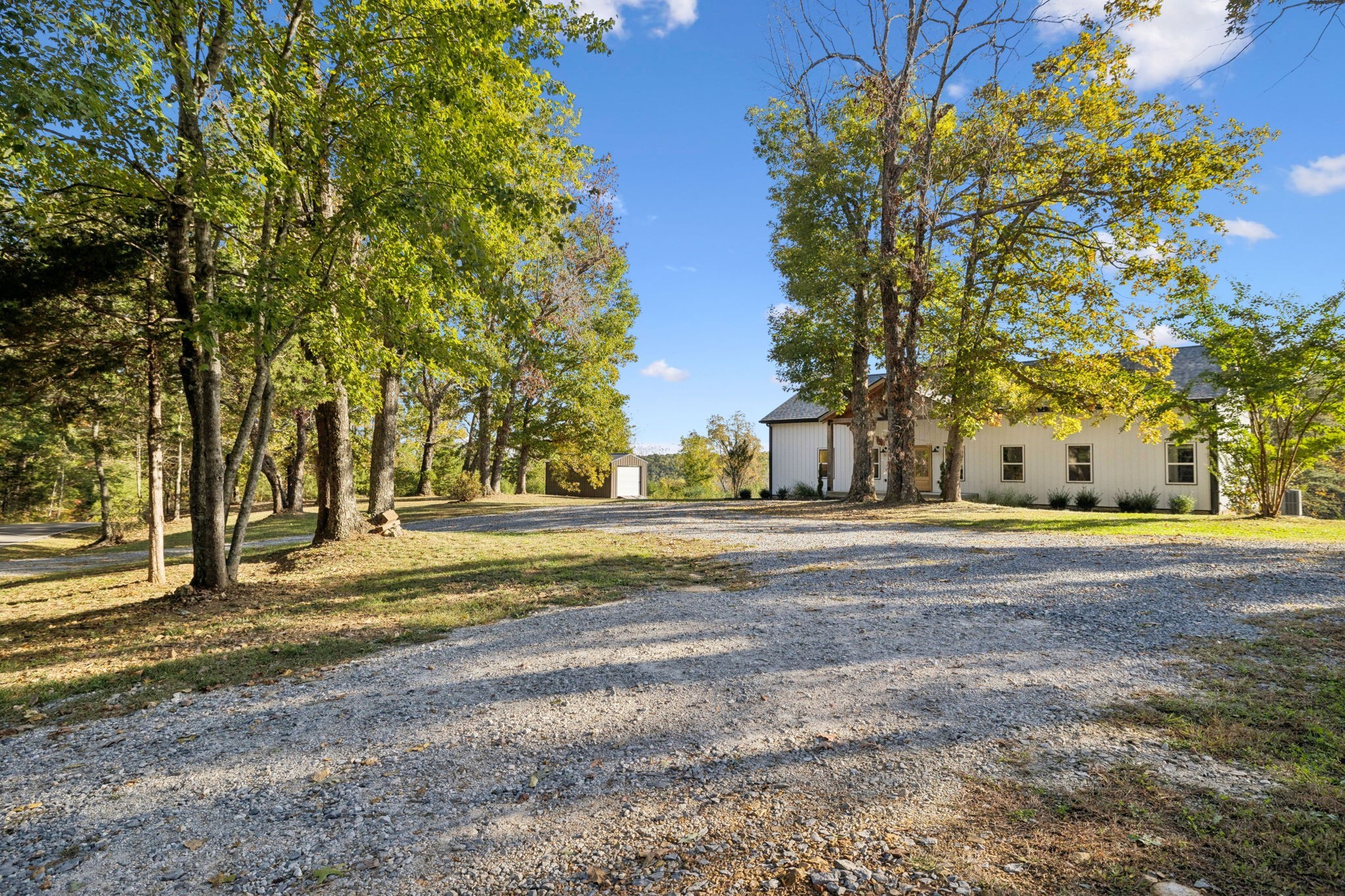6060 Washer Road Lyles, TN 37098 - Photo 2 of 43