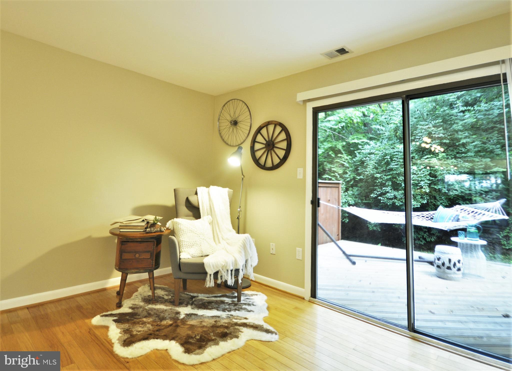 2009 Approach Lane Reston, VA 20191 - Photo 9 of 17 Interior (General)