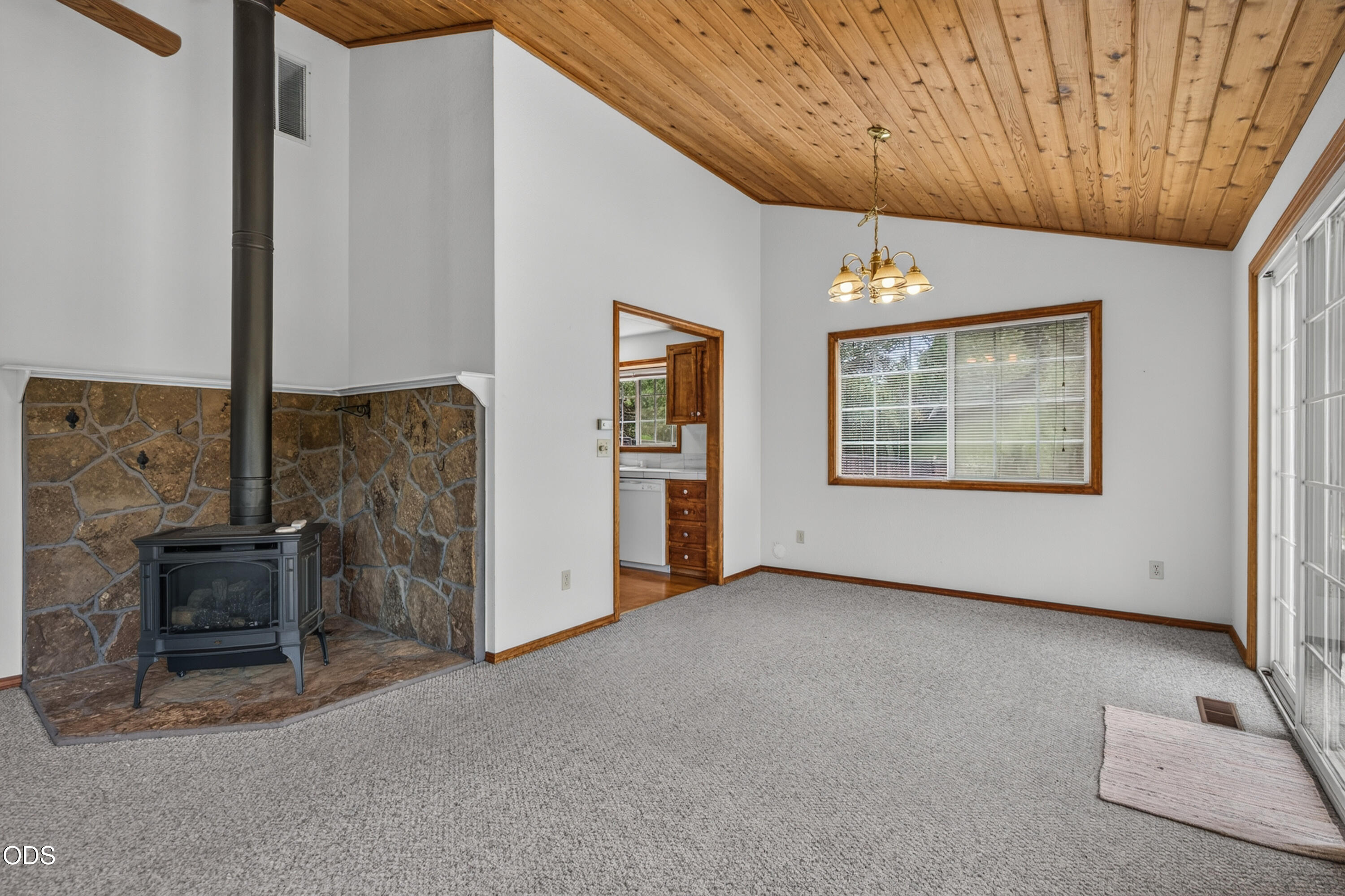 61145 Ladera Road Bend, OR 97702 - Photo 24 of 37