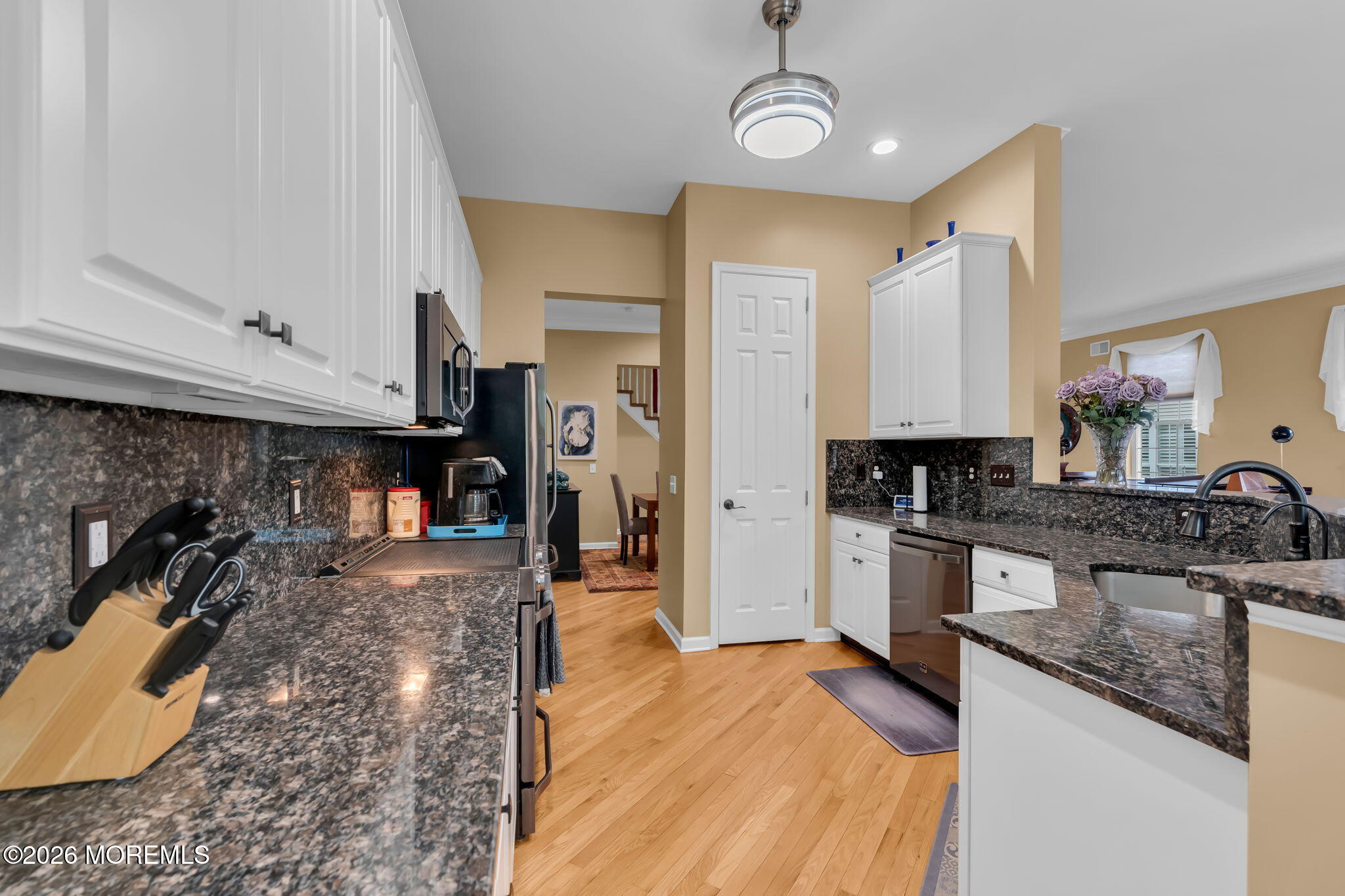 9 Winged Foot Road Jackson, NJ 08527 - Photo 11 of 42 Kitchen