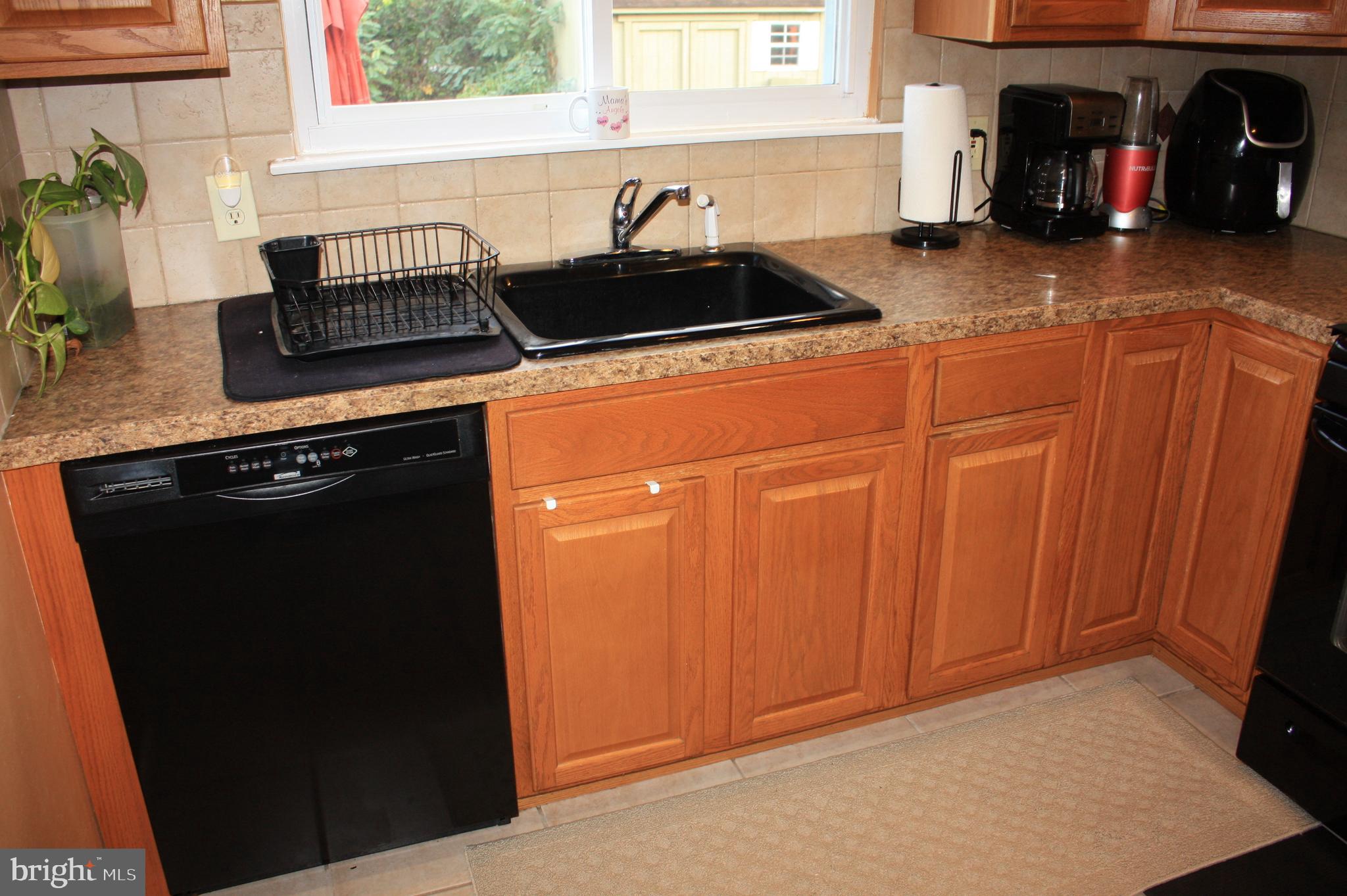 8260 Stow Road Pennsauken, NJ 08110 - Photo 12 of 23 Gallery Image 12