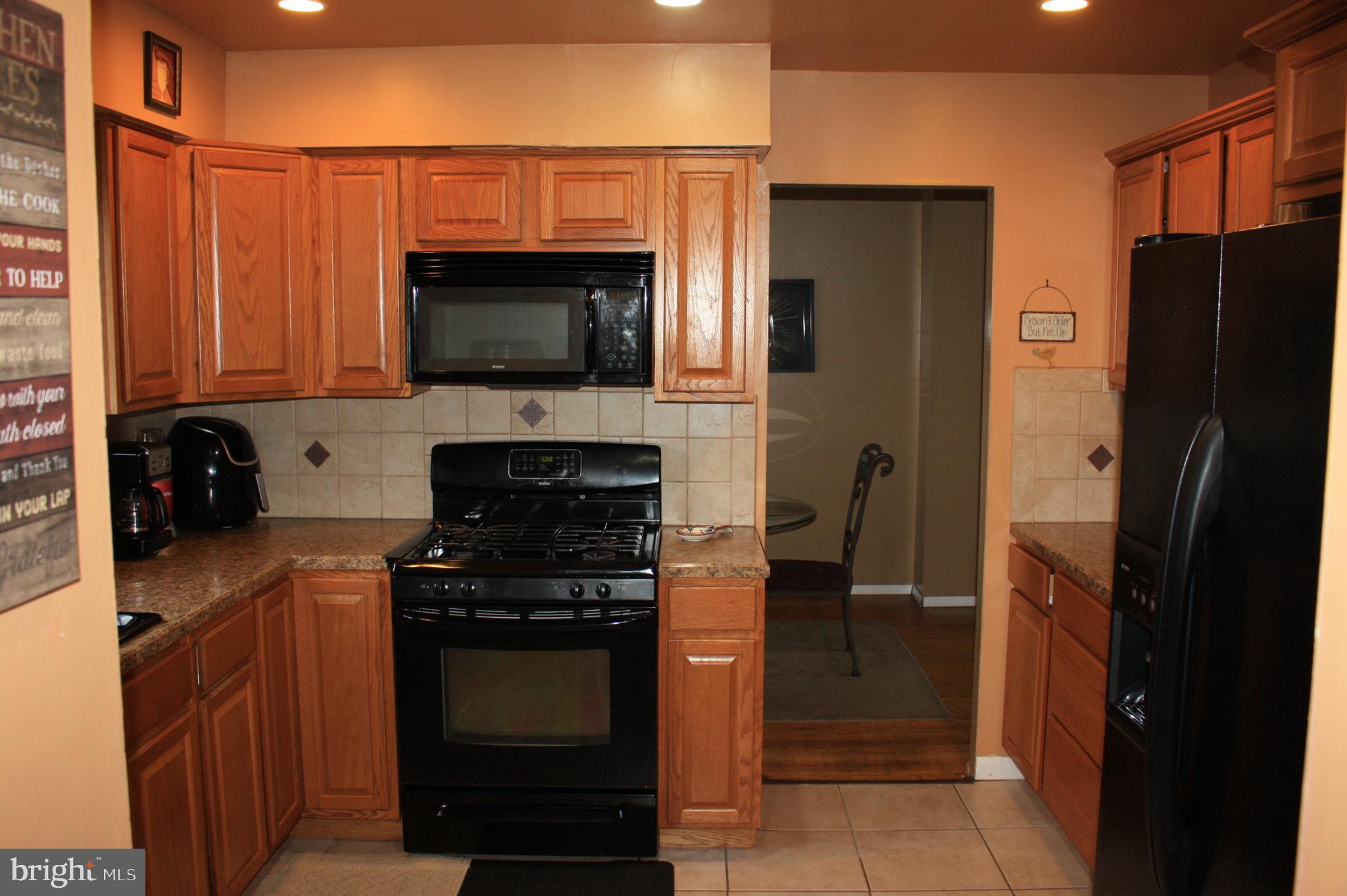 8260 Stow Road Pennsauken, NJ 08110 - Photo 13 of 23 Gallery Image 13
