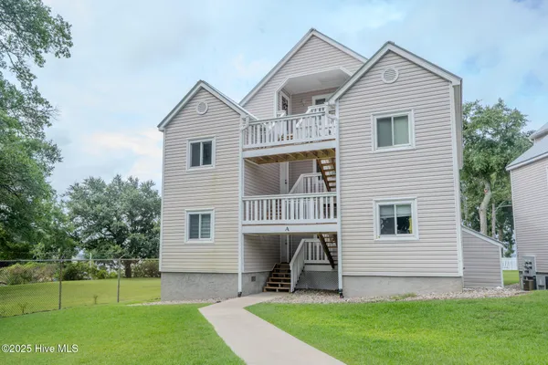$207,900 | 89 Country Club Drive, Unit A3, Minnesott Beach, NC 28510