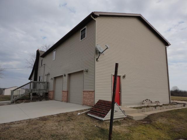 6030 East Mcbrides Road Edmore, MI 48829 - Photo 2 of 11 Additional Photo