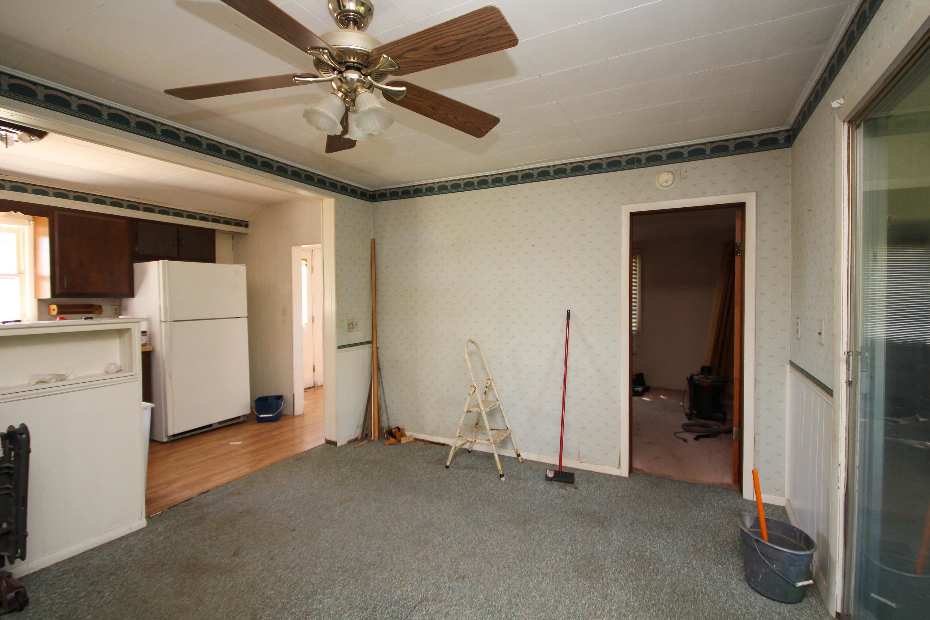 5372 East Baseline Road Mount Pleasant, MI 48858 - Photo 9 of 37 1903687-8.JPG