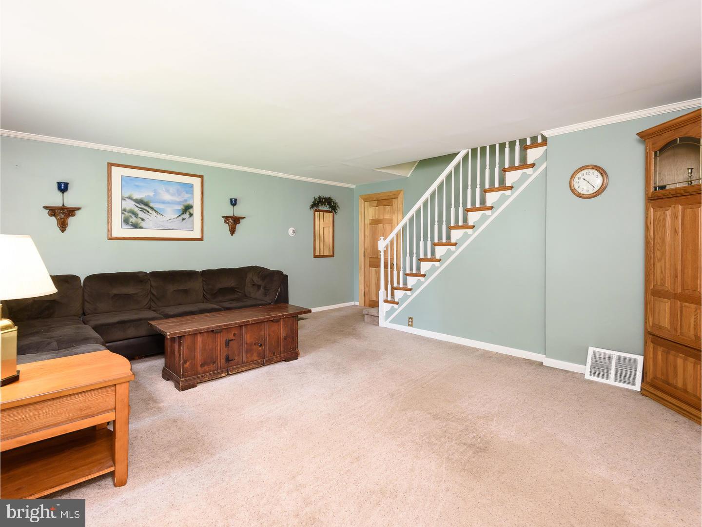 2903 Wakefield Drive Holmes, PA 19043 - Photo 2 of 25