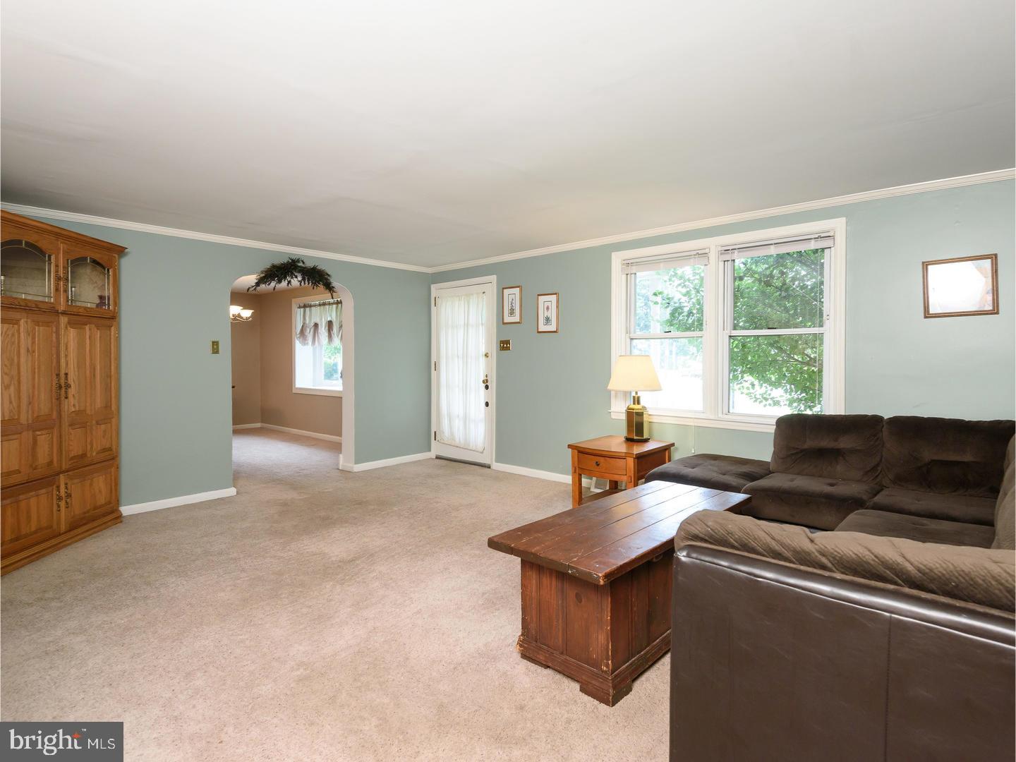 2903 Wakefield Drive Holmes, PA 19043 - Photo 4 of 25