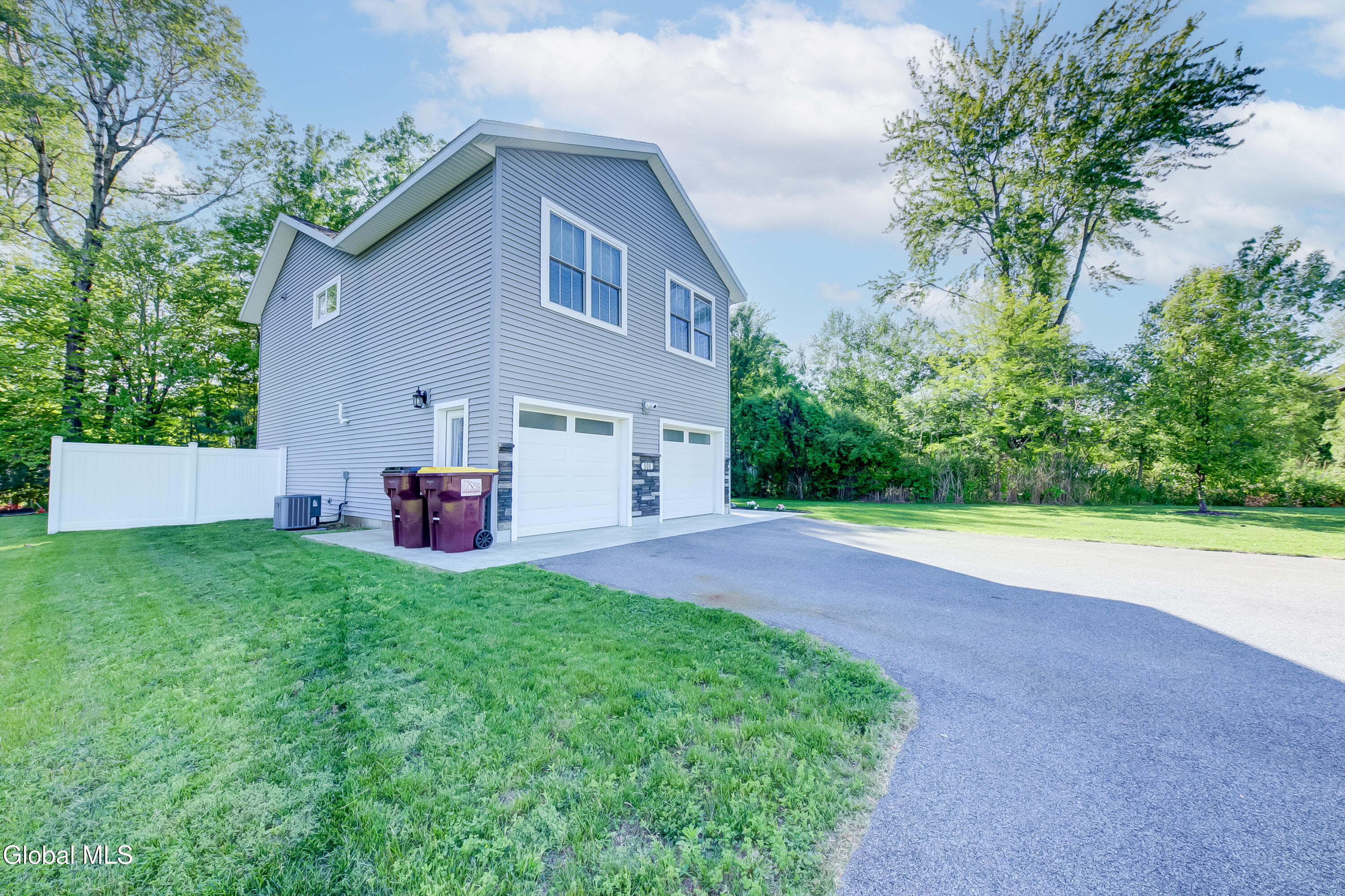 50 B Werner Road Halfmoon, NY 12065 - Photo 5 of 47 50B Werner-77