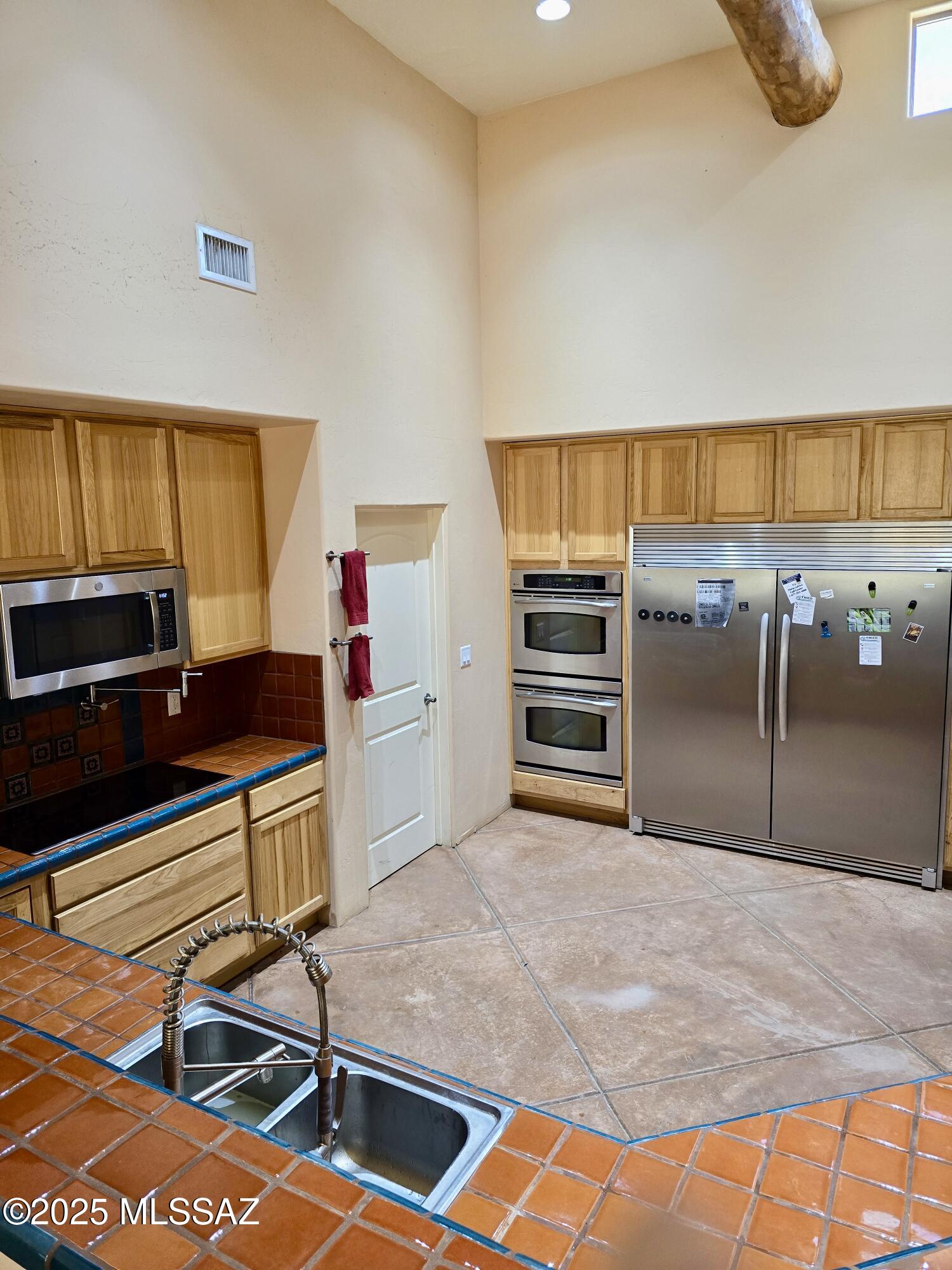 13325 South Coleman Road Tucson, AZ 85735 - Photo 7 of 48